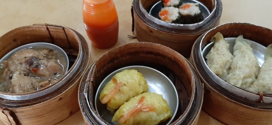 Kedai Makan Di sini Sarawak Kolo Mee 1 kedai makan di sini sarawak kolo mee